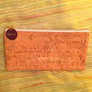 Lovely cork zip pouch with flecks of gold